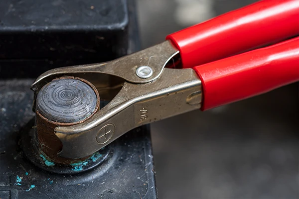 Clamp on battery terminal 